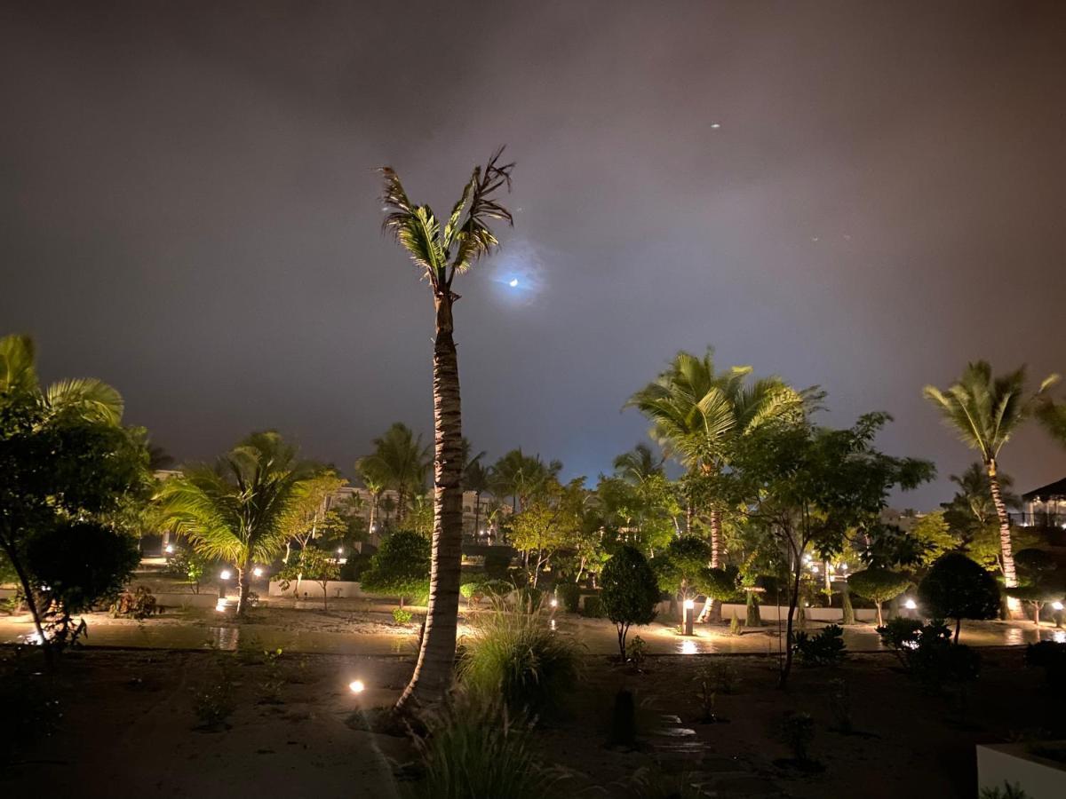 Marlyn Paradys * Salalah